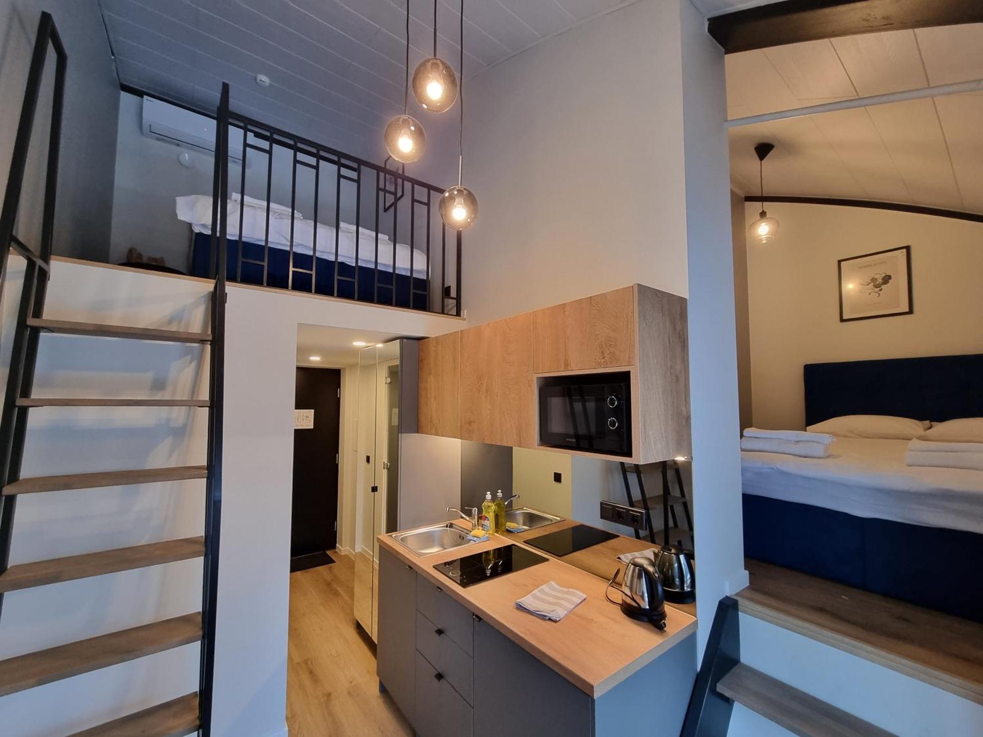 Bright Lofts Near Center Harbour *