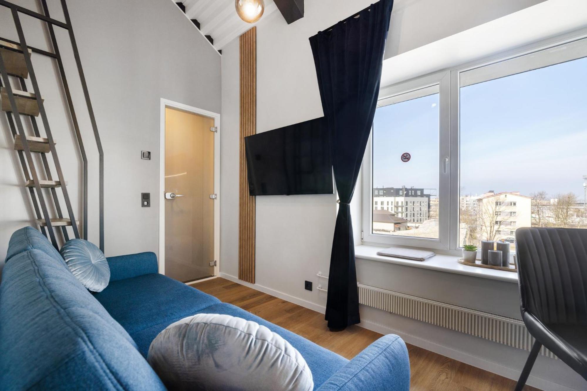 Dzīvoklis Bright Lofts Near Center Harbour *